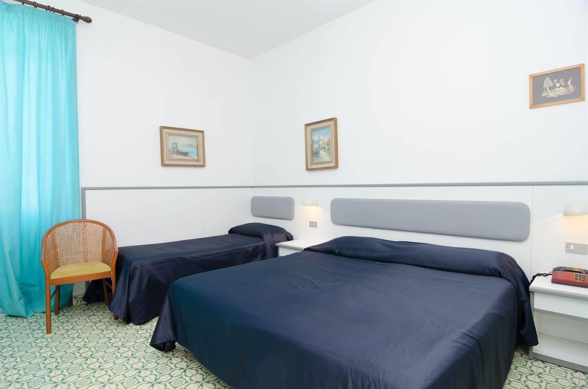 Hotel Flora Wellness & Beauty Искья Экстерьер фото